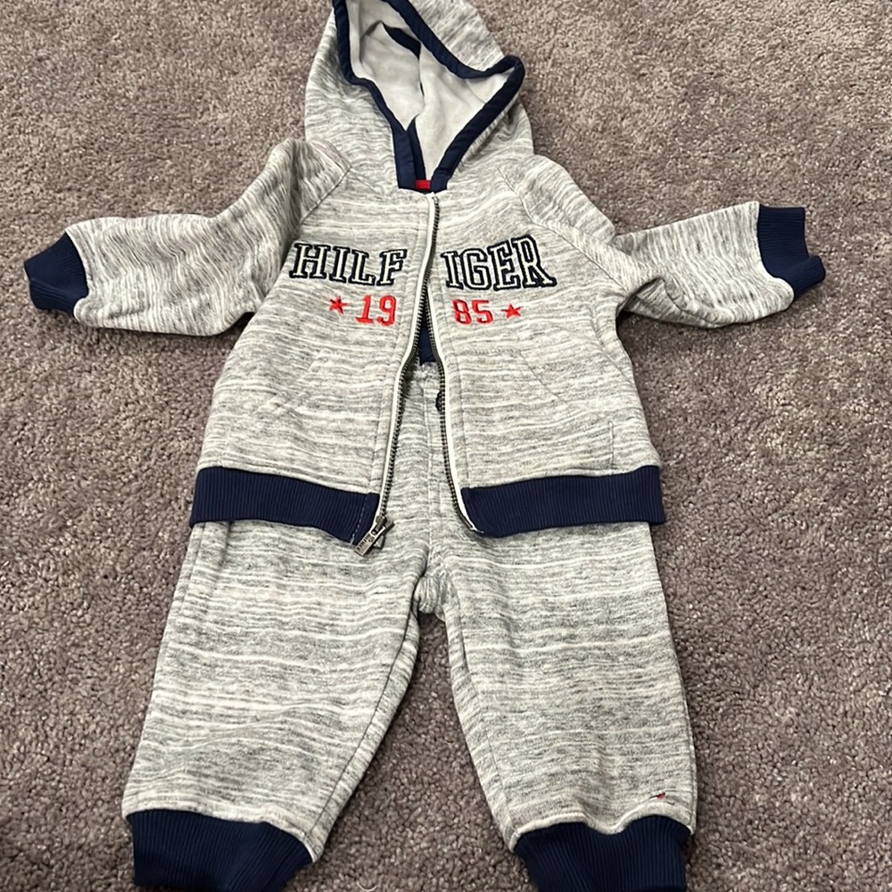 Tommy Hilfiger grey baby sweater/ pants set